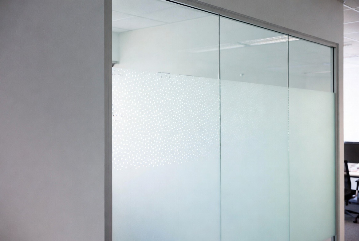 frosted-window-film-in-office